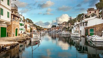 Bella Maria Apartments & Pool Club