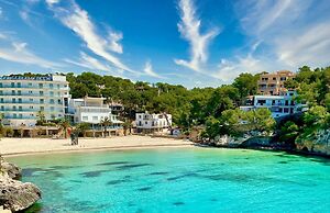 Bella Maria Apartments & Pool Club