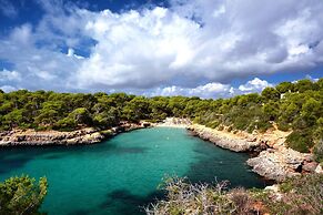 Bella Maria Apartments & Pool Club