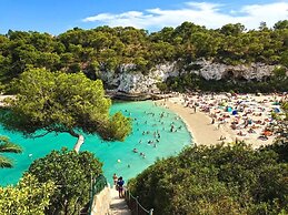 Bella Maria Apartments & Pool Club