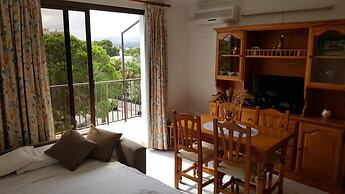 Bella Maria Apartments & Pool Club