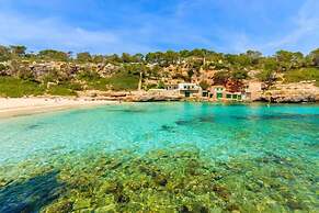 Bella Maria Apartments & Pool Club