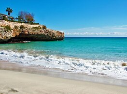 Bella Maria Apartments & Pool Club