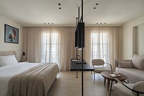 Doryssa Theorem Hotel