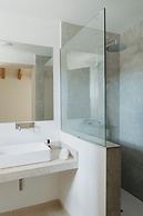 Vino Resort Son Amaret