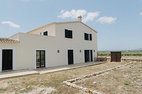 Vino Resort Son Amaret