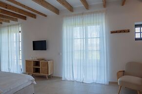 Vino Resort Son Amaret