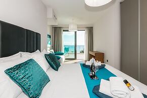 MaDiZé Beach House on the Sea