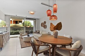 O Condominium Beachfront Residences