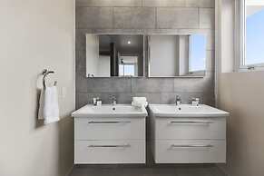 O Condominium Beachfront Residences