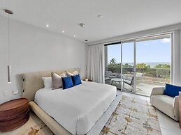 O Condominium Beachfront Residences