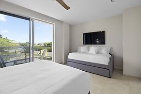 O Condominium Beachfront Residences