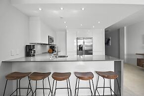 O Condominium Beachfront Residences