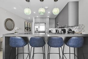 O Condominium Beachfront Residences