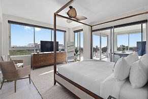 O Condominium Beachfront Residences