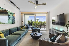 O Condominium Beachfront Residences