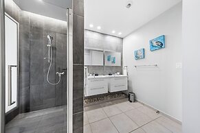 O Condominium Beachfront Residences