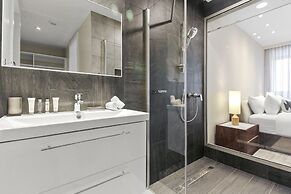 O Condominium Beachfront Residences