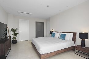 O Condominium Beachfront Residences