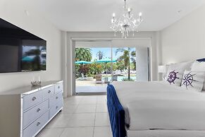 O Condominium Beachfront Residences