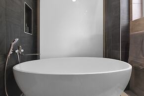 O Condominium Beachfront Residences