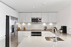 O Condominium Beachfront Residences