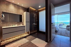 O Condominium Beachfront Residences