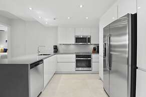 O Condominium Beachfront Residences