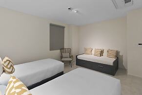 O Condominium Beachfront Residences