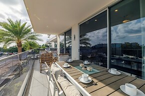 O Condominium Beachfront Residences