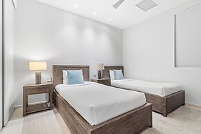 O Condominium Beachfront Residences