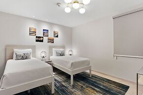 O Condominium Beachfront Residences