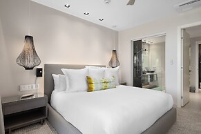 O Condominium Beachfront Residences