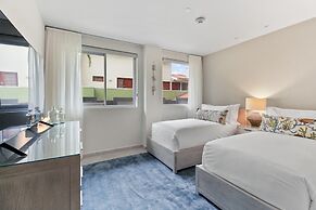 O Condominium Beachfront Residences