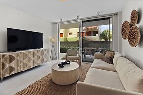 O Condominium Beachfront Residences