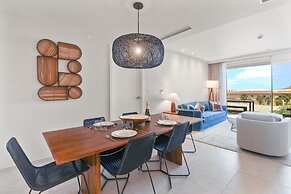 O Condominium Beachfront Residences