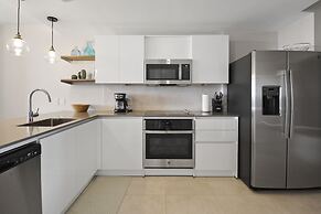 O Condominium Beachfront Residences