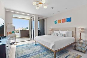 O Condominium Beachfront Residences