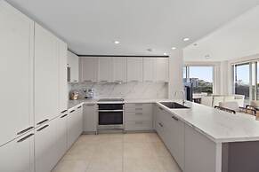 O Condominium Beachfront Residences