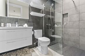 O Condominium Beachfront Residences