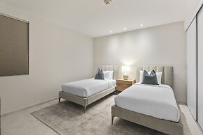 O Condominium Beachfront Residences