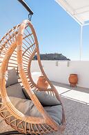 Arte Lindos Suites