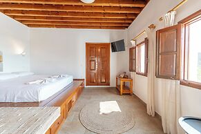 Arte Lindos Suites