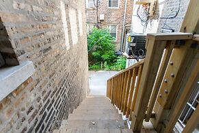 1BR Getaway Apt Modern in Lincoln Square