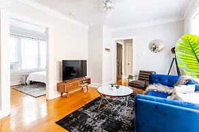 1BR Getaway Apt Modern in Lincoln Square