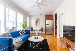 1BR Getaway Apt Modern in Lincoln Square