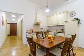 3-bedrooms apartment in center of Prague
