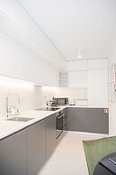 Liiiving - Modern & Glam Apartment M