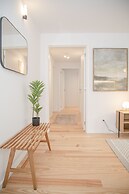Liiiving - Modern & Glam Apartment M