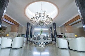 Sherry Frontenac Oceanfront Hotel